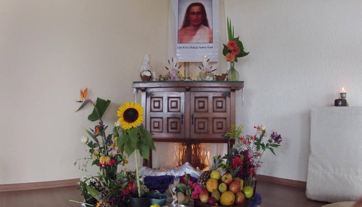 altar-babaji-1.jpg